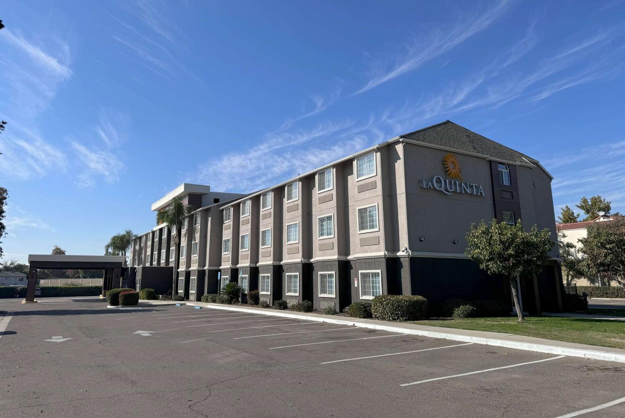 Hotel La Quinta By Wyndham Tulare Extérieur photo