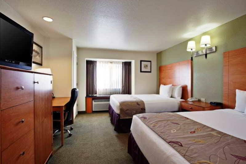 Hotel La Quinta By Wyndham Tulare Extérieur photo